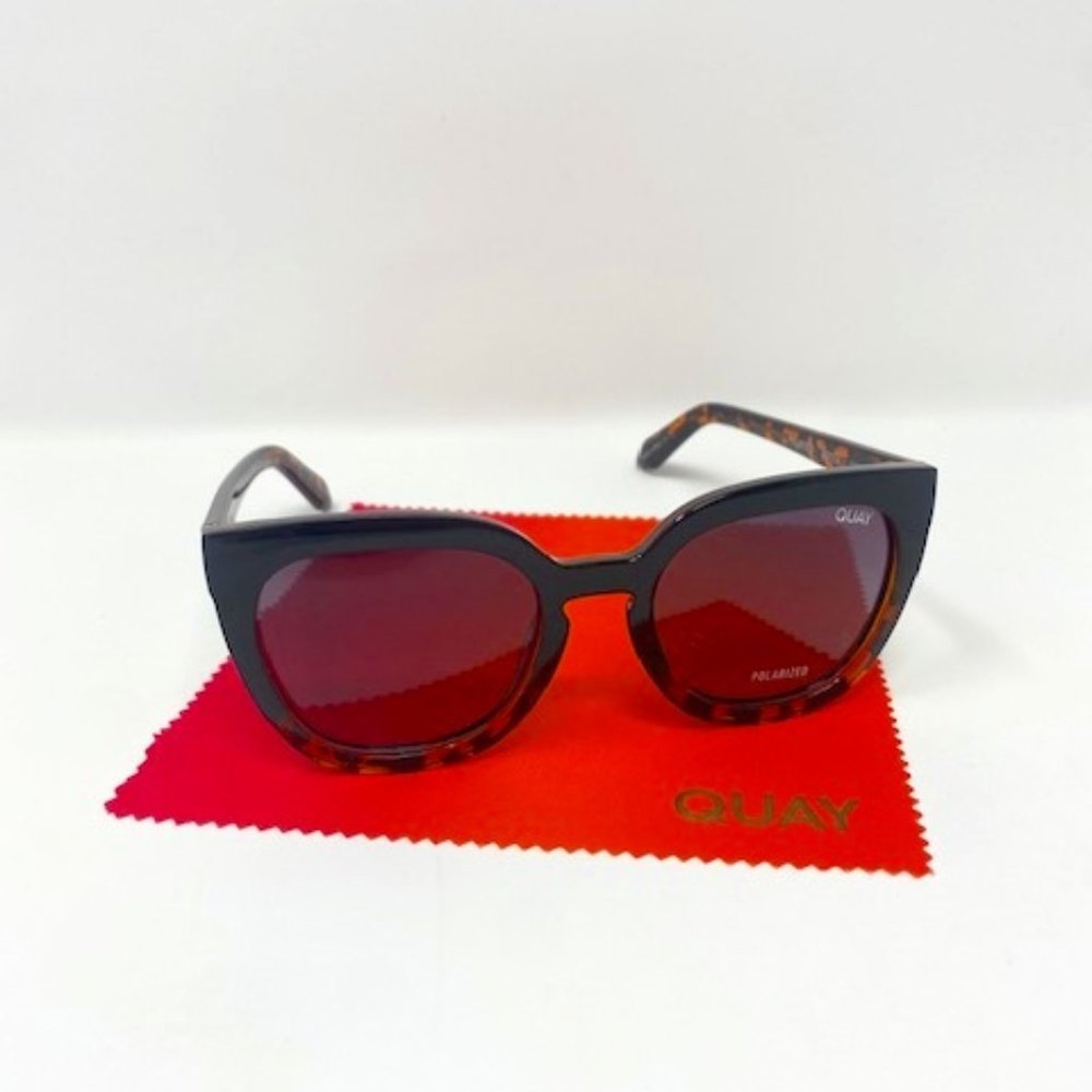 Quay Women's Noosa Sunglasses, Black Tortoise/Brown